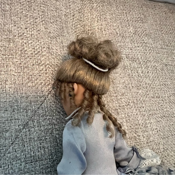 American Girl girls of many lands Cecile of France 9.5 in. - Picture 7 of 10